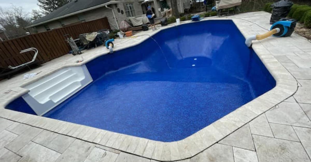 Resurfacing: Guide To Pool Liner Installation